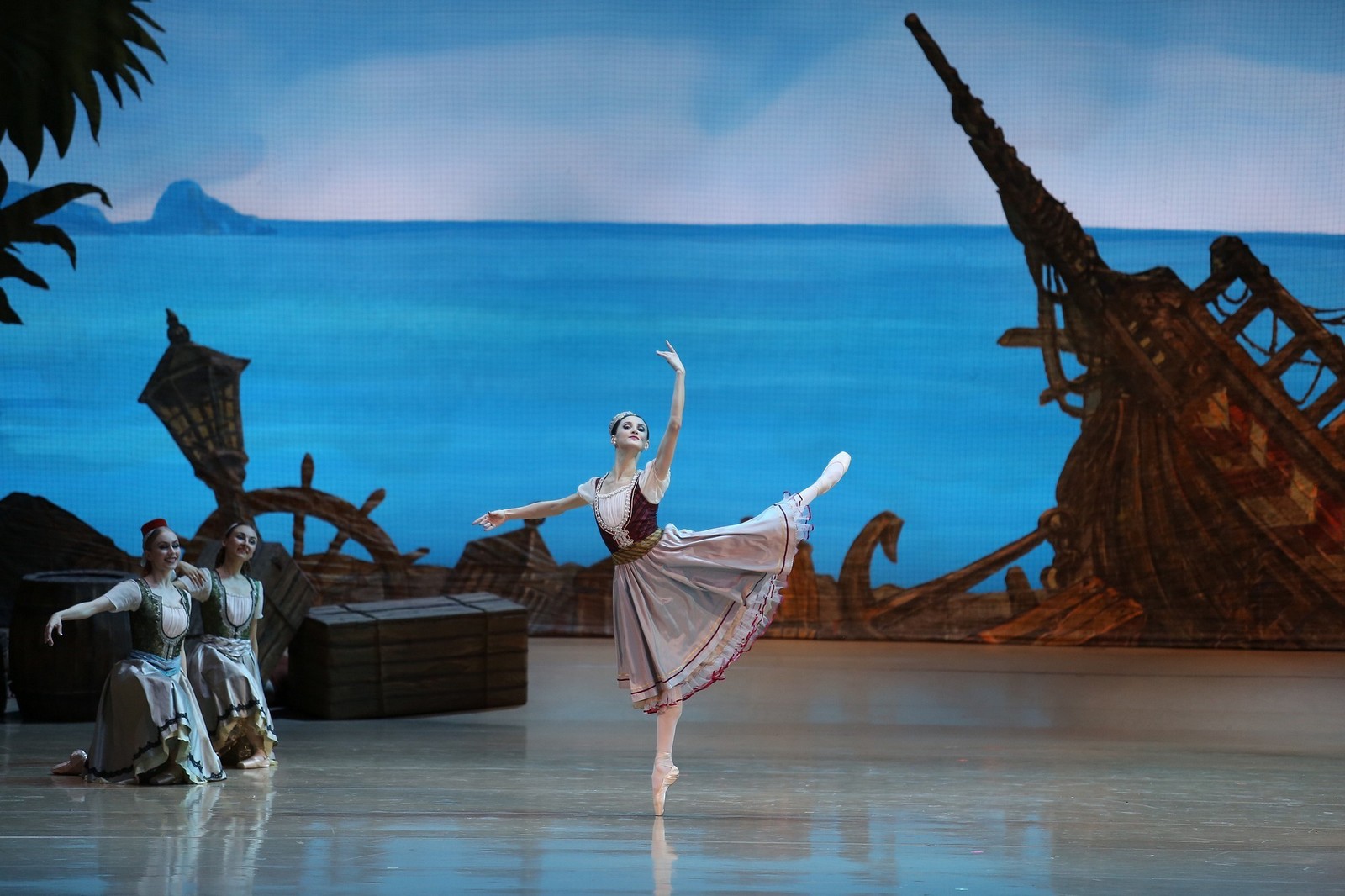 Le Corsaire. Back on stage in NOVAT - Photo 2